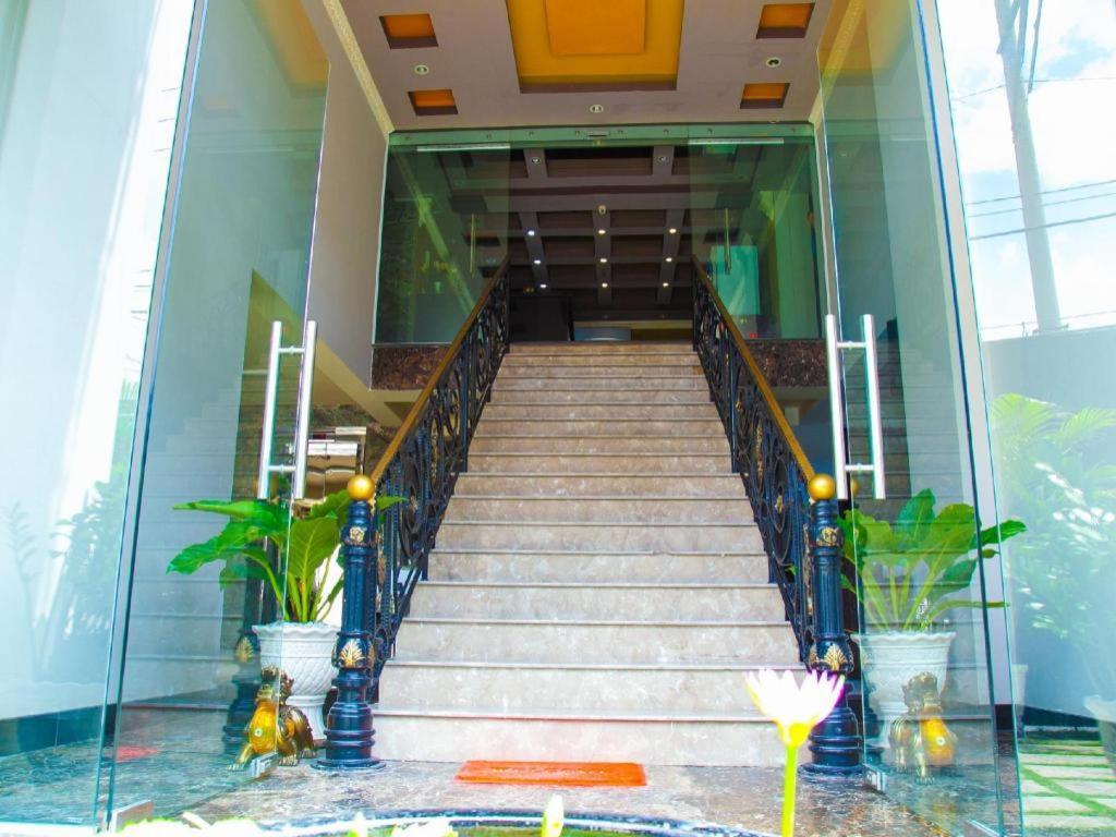 Eden Roc Hotel Ho Chi Minh-stad Buitenkant foto
