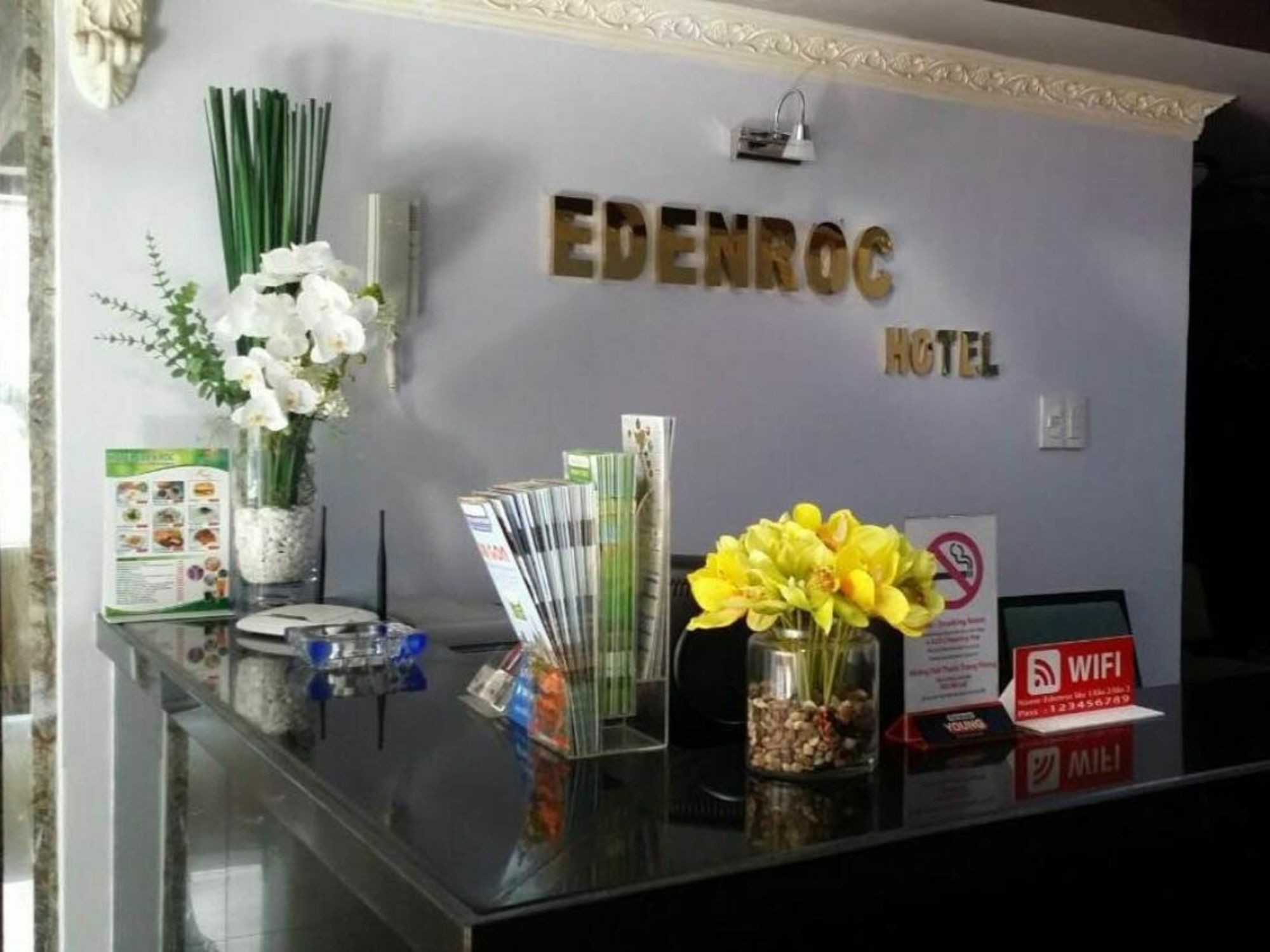 Eden Roc Hotel Ho Chi Minh-stad Buitenkant foto